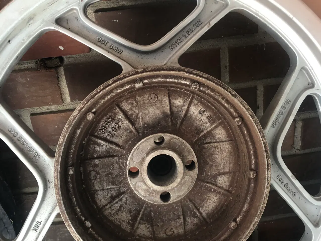 Billede 3 - Bmw r80 88 bagfælg