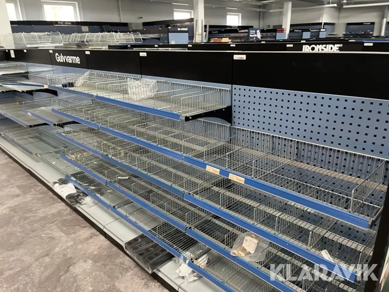 Billede 9 - Værksteds/butik inventar