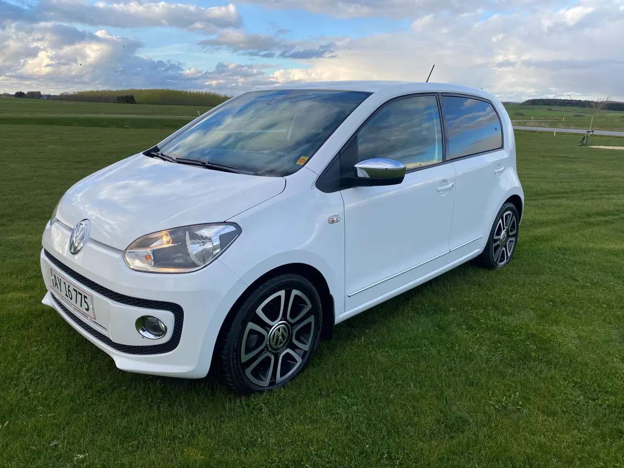 Billede 1 - Vw up 2016 124000km