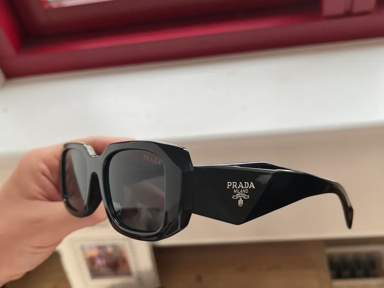 Billede 4 - Populære solbriller