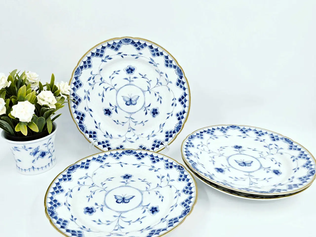 Billede 1 - Dickens Sommerfugl Frokosttallerken Porcelæn 