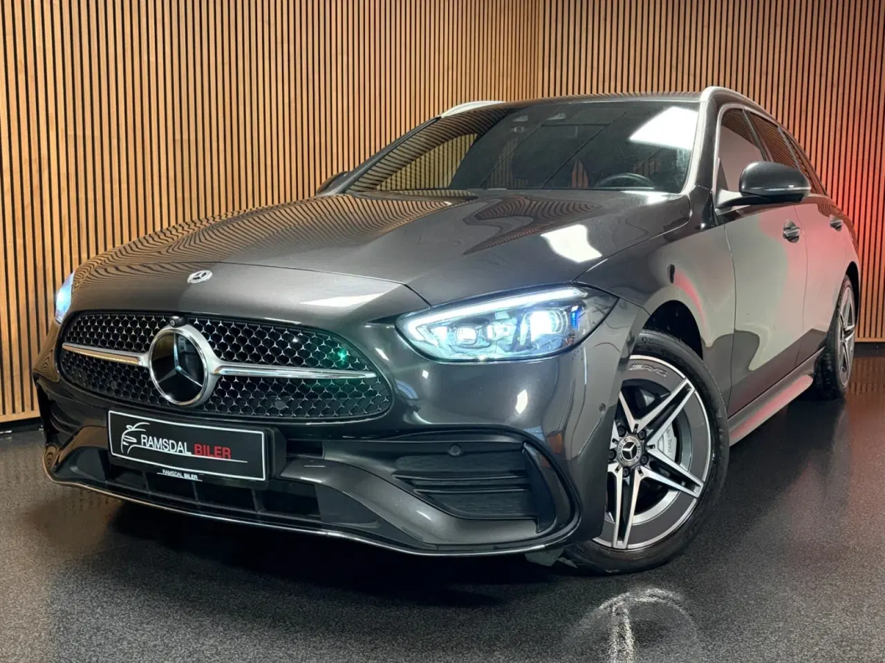 Billede 2 - Mercedes C300 e 2,0 Advantage AMG stc. aut.