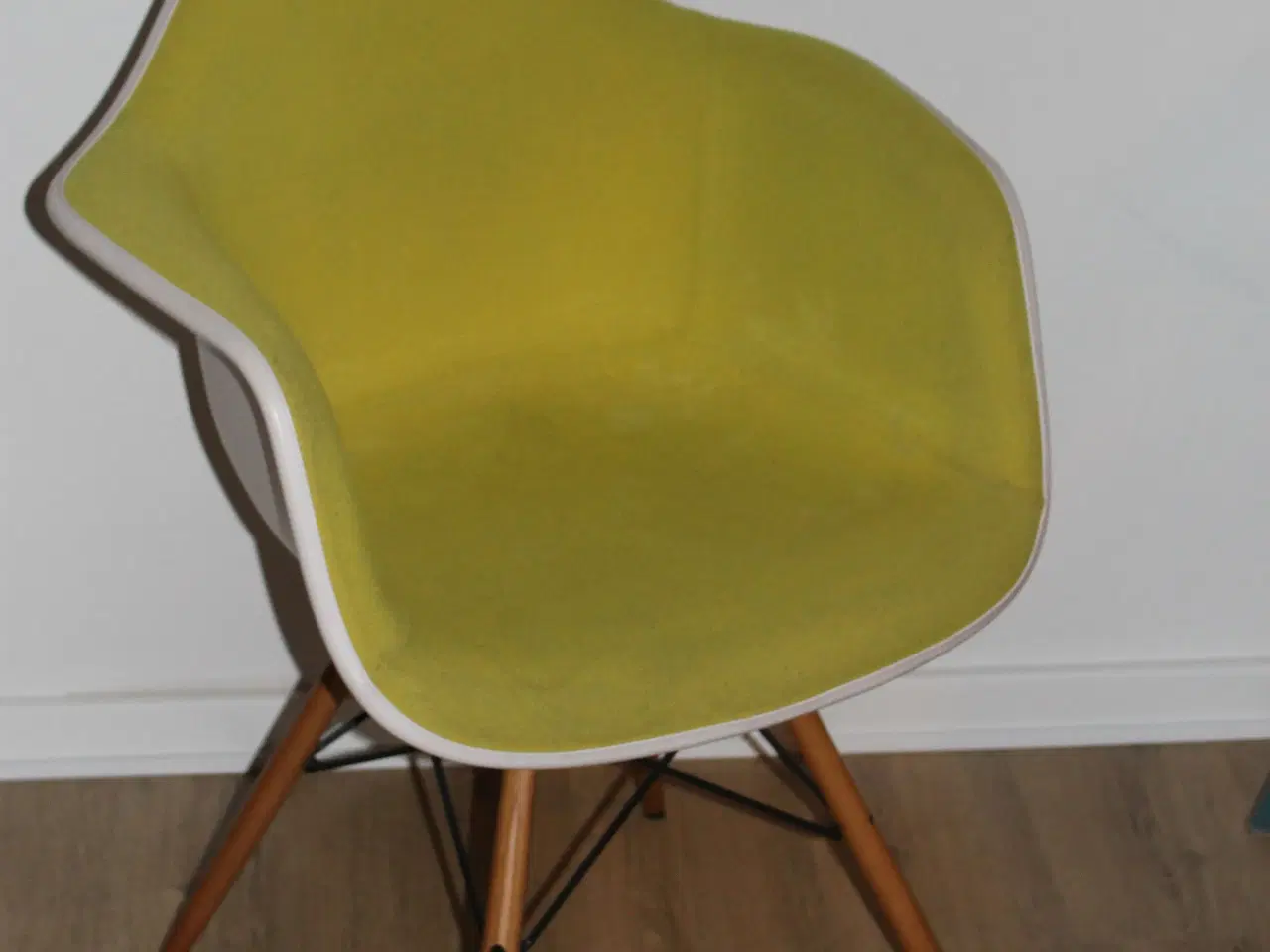 Billede 1 - Vitra Eames DAW stol