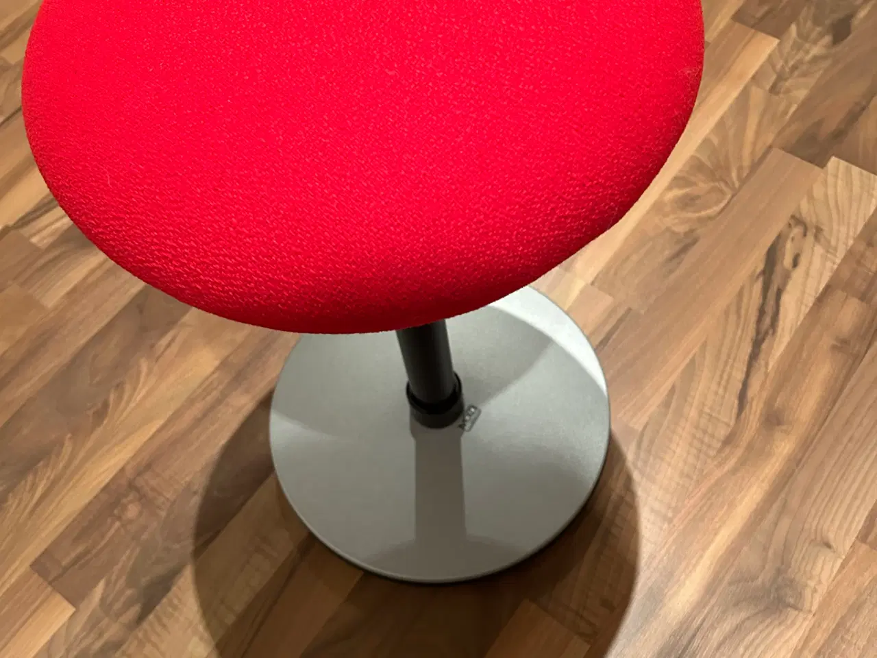 Billede 1 - Ergonomisk balancestol 