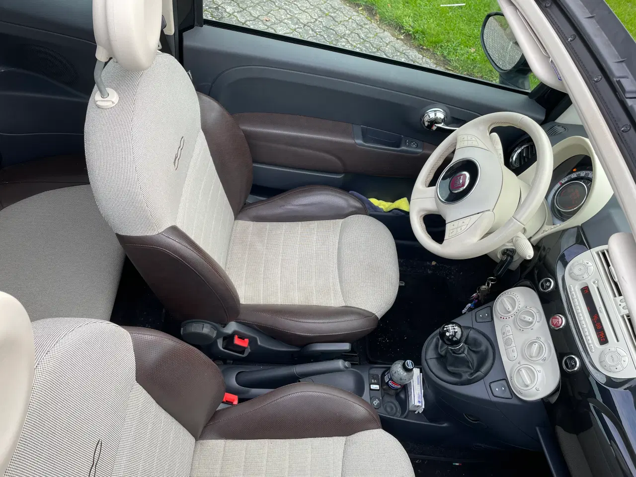 Billede 2 - Pæn og i orden Fiat 500 cabriolet