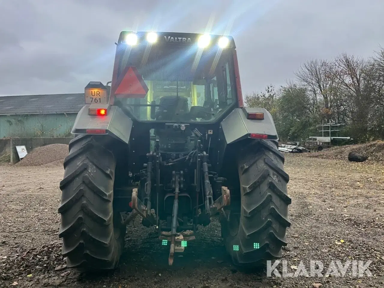 Billede 4 - Traktor Valtra 6550 med frontlæsser