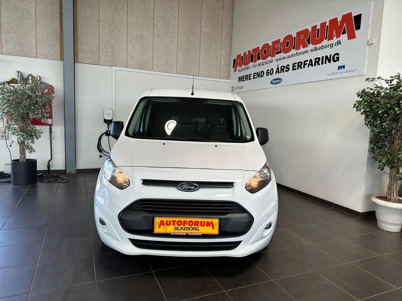 Billede 2 - Ford Transit Connect 1,5 TDCi 100 Trend lang