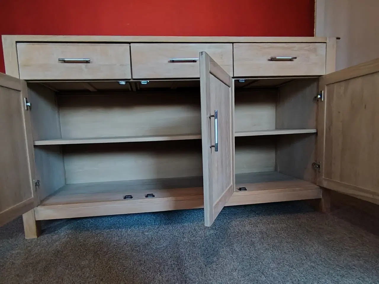 Billede 2 - Flot Skænk sælges billigt