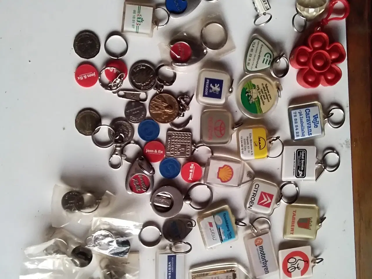 Billede 2 - Nøgleringe Byt m DK lystspil DVD fra før 1975 oa 