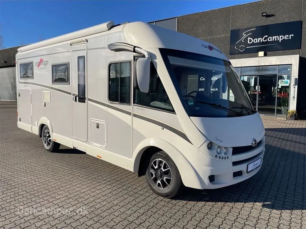 Billede 1 - 2018 - Carthago tourer I 143 LE Helintegreret luksuscamper, Enkeltsenge og sænkeseng, 150Hk Aut. Sælges for kunde.