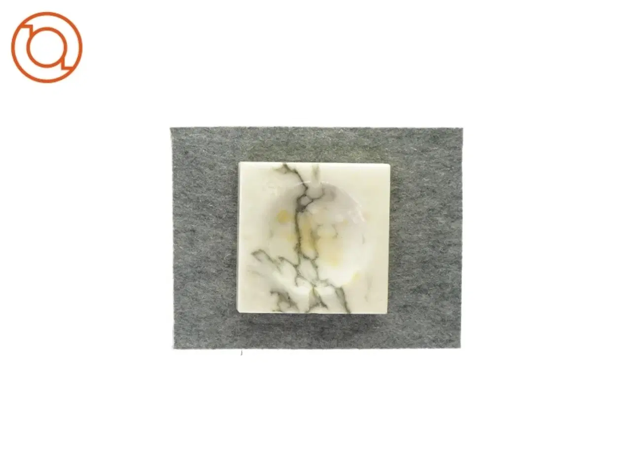 Billede 1 - Dekorativt fad i marmor fra Genuine Alabaster  (str. LBH: 13x13x3cm)
