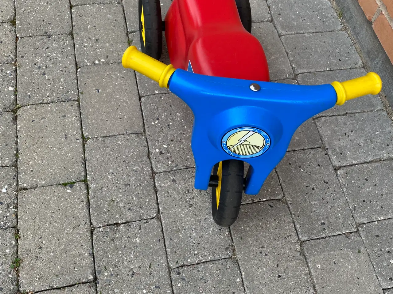Billede 3 - Dan-Toy scooter med gummihjul