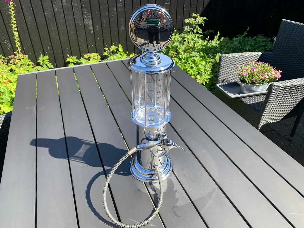 Billede 2 - Morsom drinkdispenser til hjemmebaren