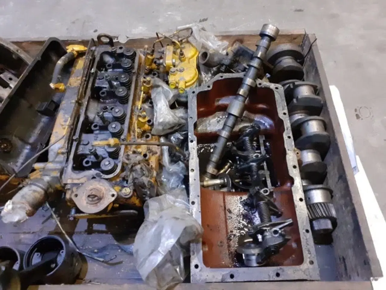 Billede 4 - Perkins 4.248 motordele