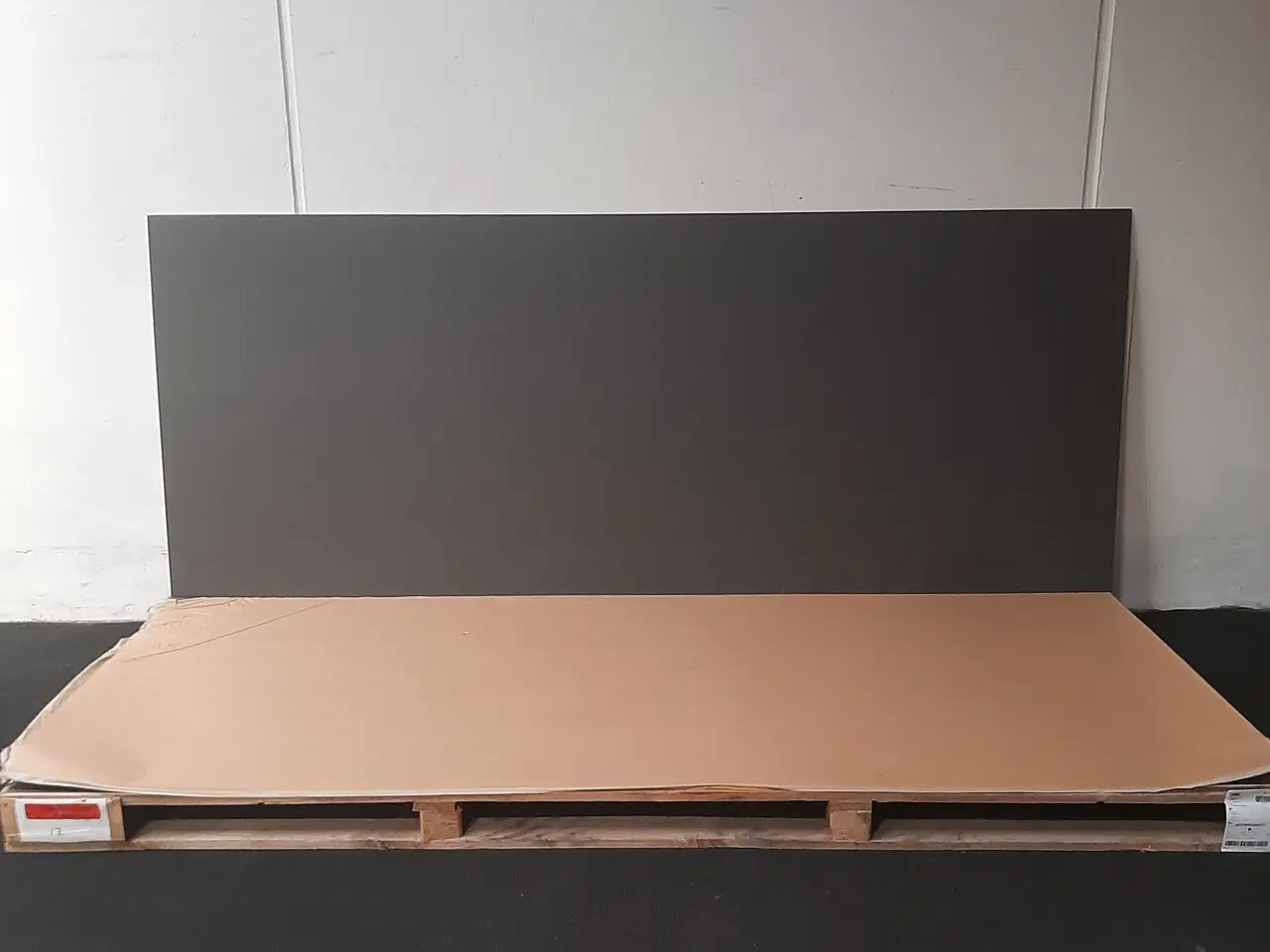 Billede 1 - Steni colour facadeplade, 1195x2995, mat, sn 8008, mørk grå