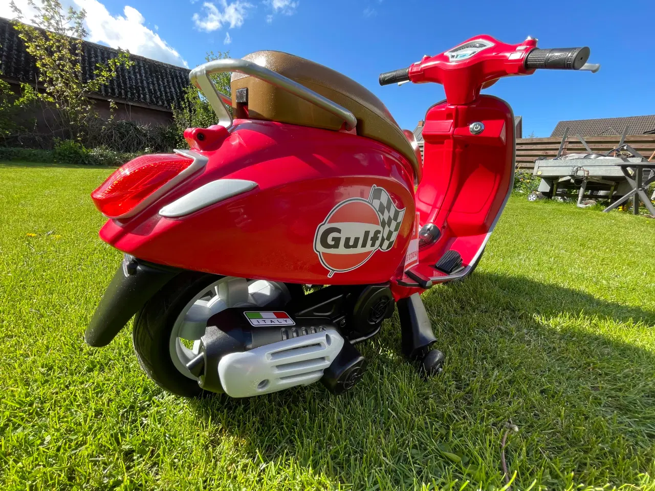 Billede 5 - Eldrevet Vespa 12V til børn