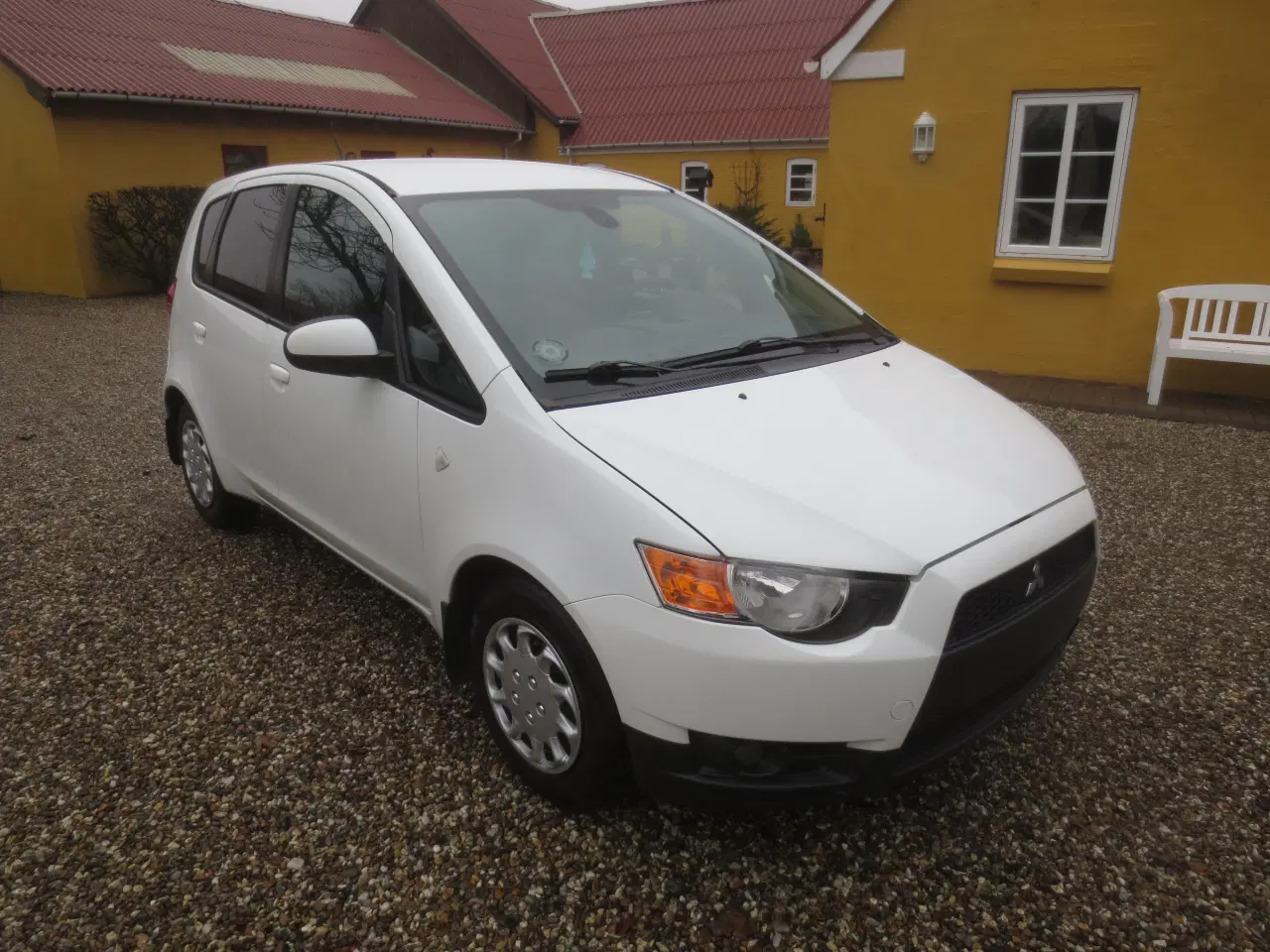 Billede 2 - Nysynet Mitsubishi Colt 1.3 i Årg 10.