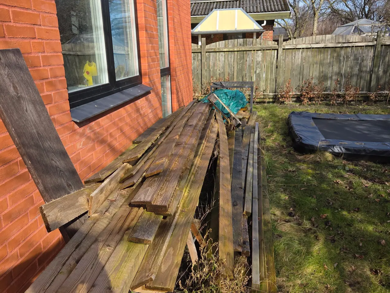 Billede 1 - Hegnsbrædder og stolper, trykimprægnerede