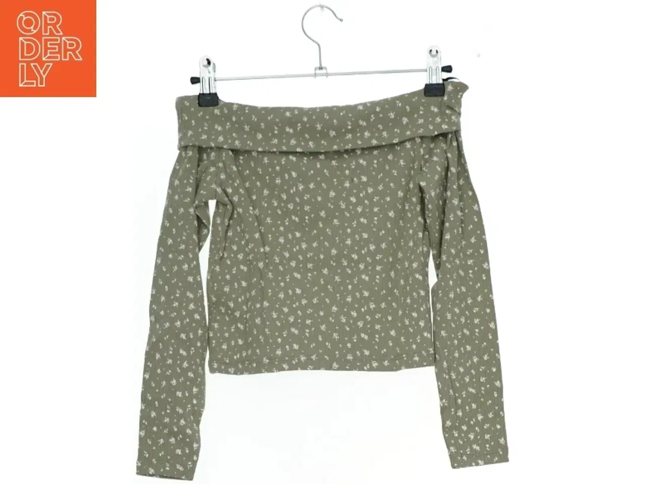 Billede 2 - Off-shoulder bluse med blomsterprint fra H&M (str. 134)