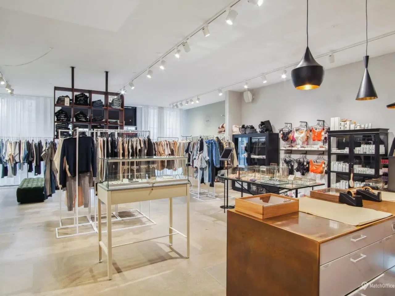 Billede 6 - Attraktivt butikslokale med god placering i gågaden.