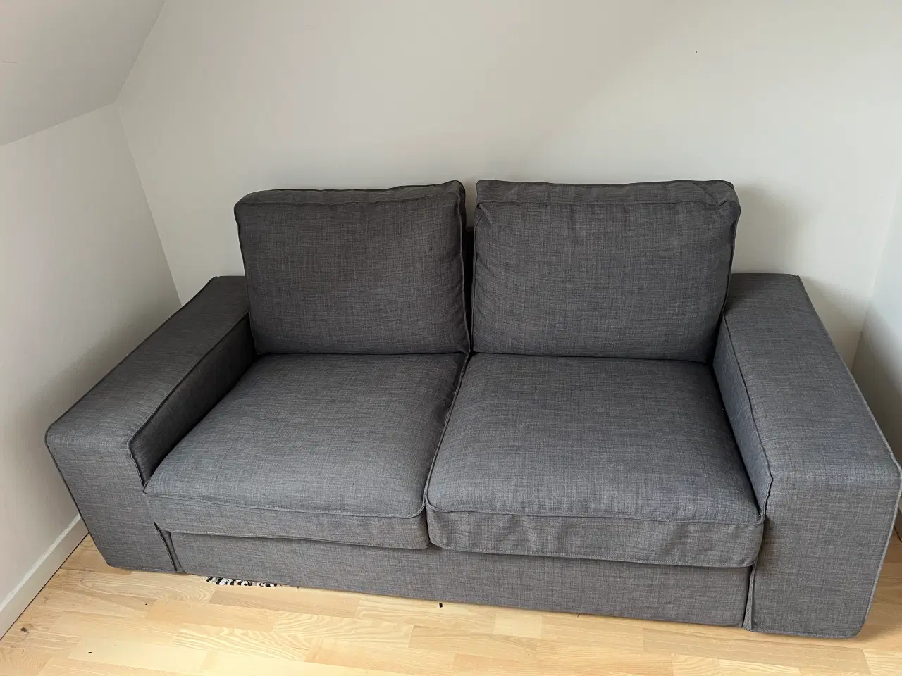 Billede 2 - Sofa - næsten ikke brugt