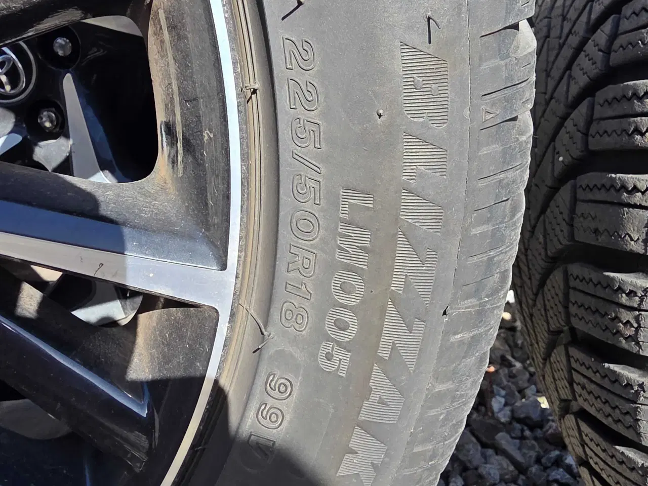 Billede 4 - Vinterhjul på alufælge, Toyota
