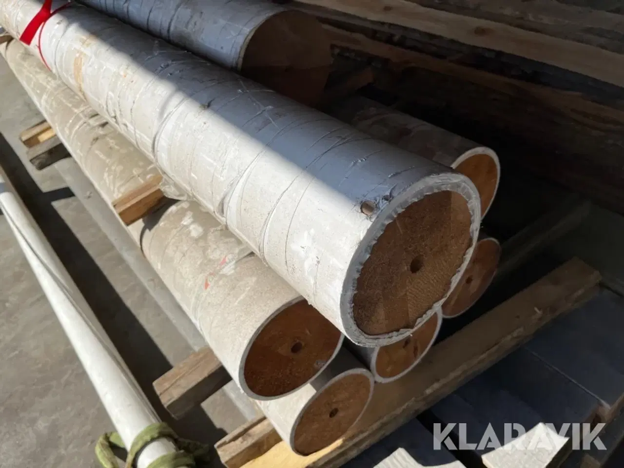 Billede 10 - Stolper/pullerter Lilleheden Limtræ rund 8 styk 190mm