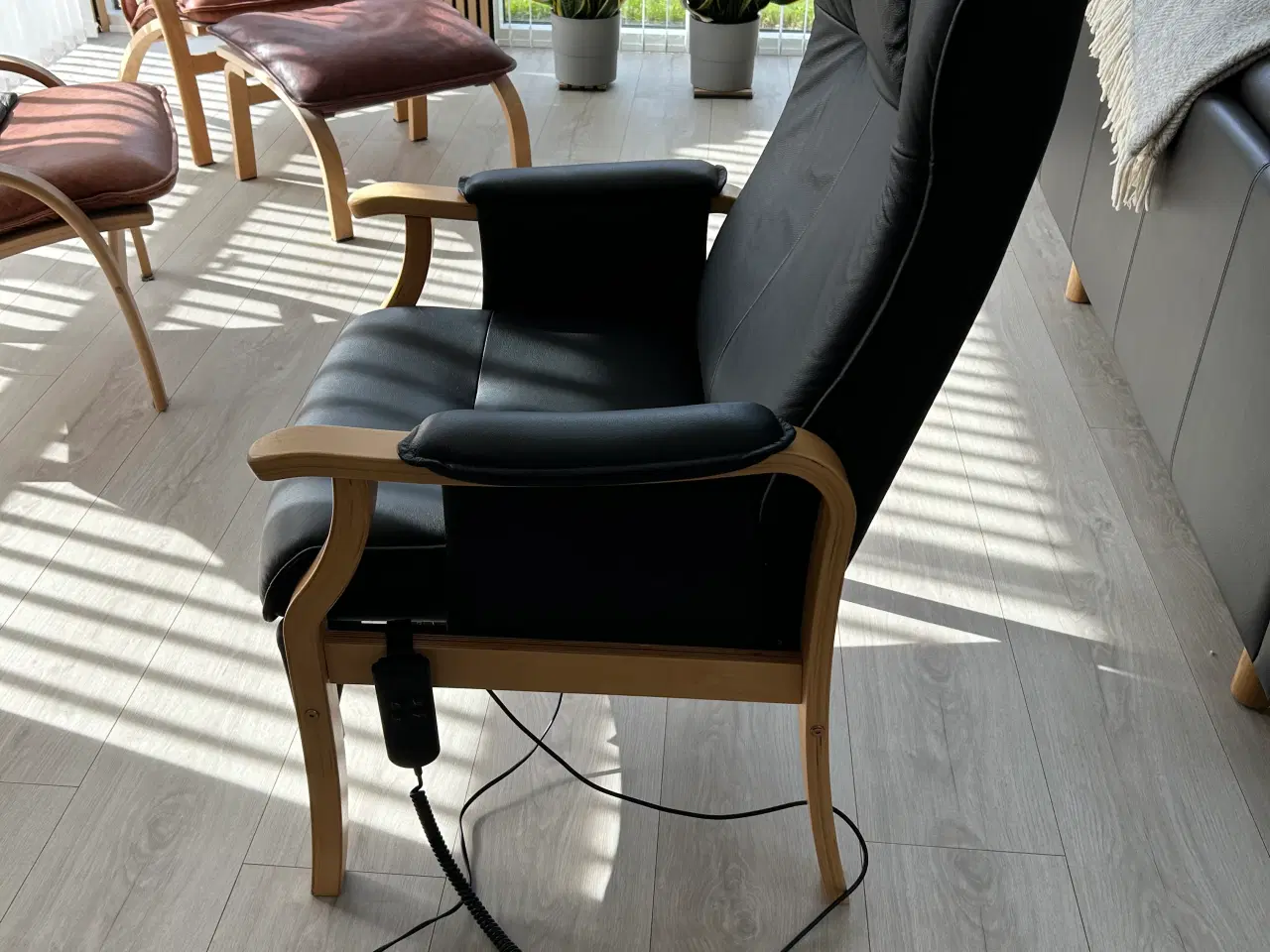 Billede 2 - Otiumstol med sædeløft (Nordic Easy Chair)