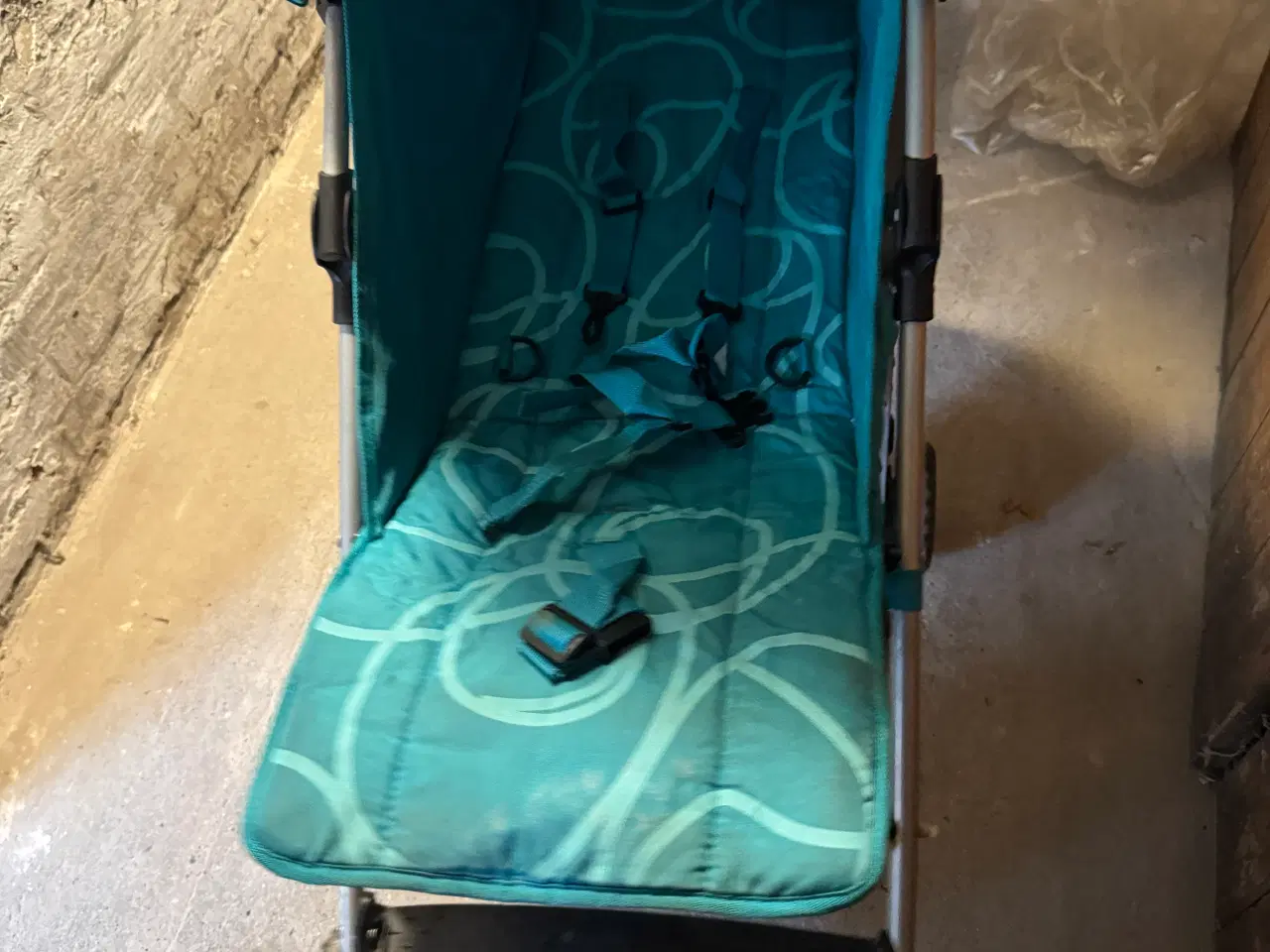 Billede 2 - Paraplyklapvogn der kan lægges helt ned. 