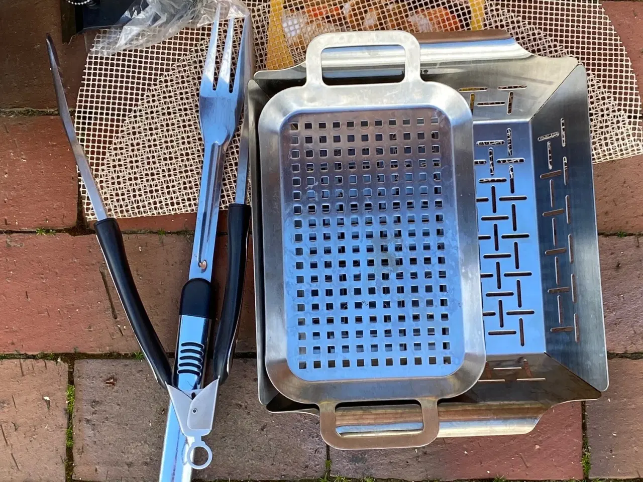 Billede 3 - Weber kuglegrill 58 cm.