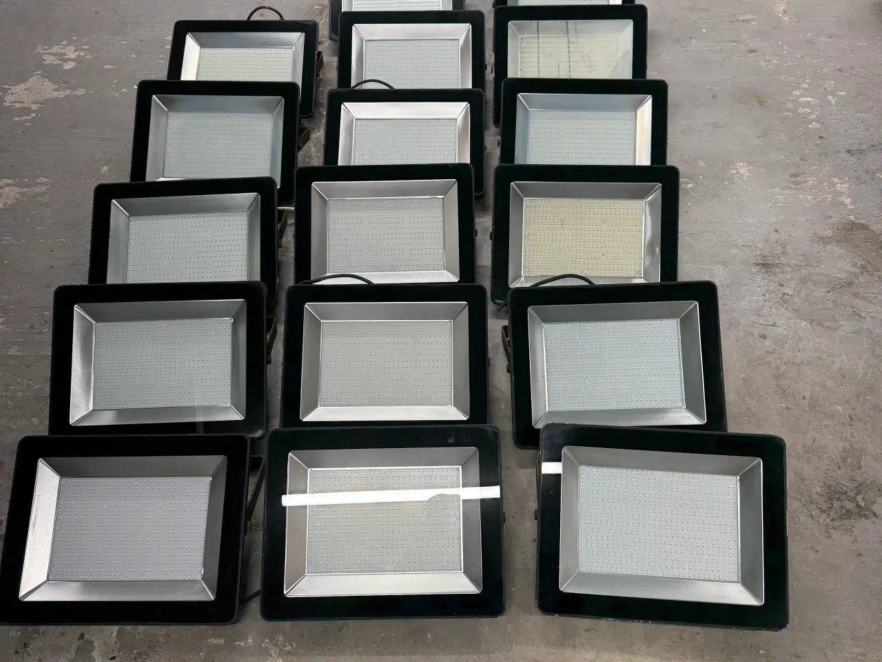 Billede 1 - Projektør lys 17 stk