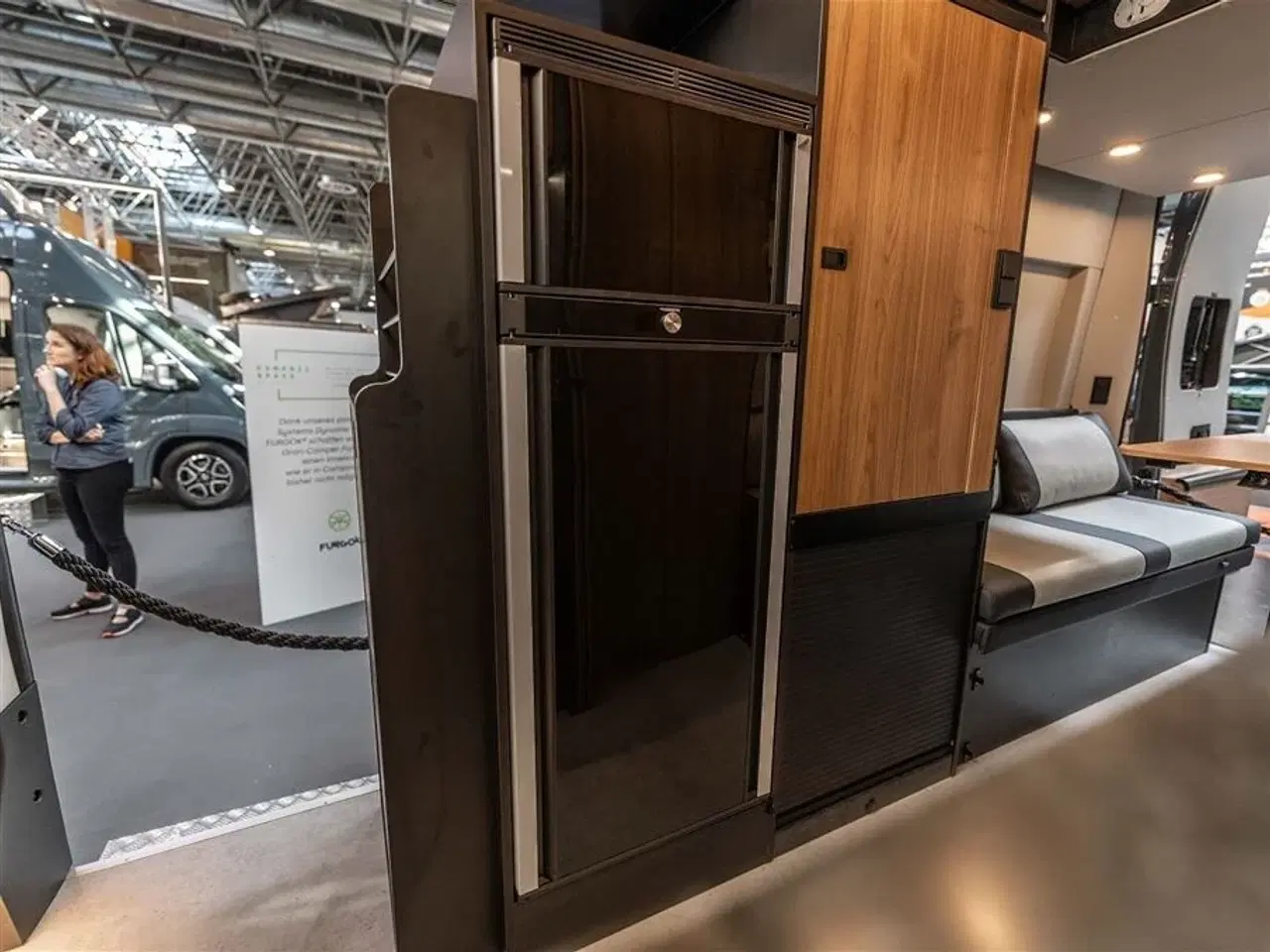 Billede 9 - 2026 - FURGOK   LUKSUS VAN MED LOUNGE OG MEGET PLADS