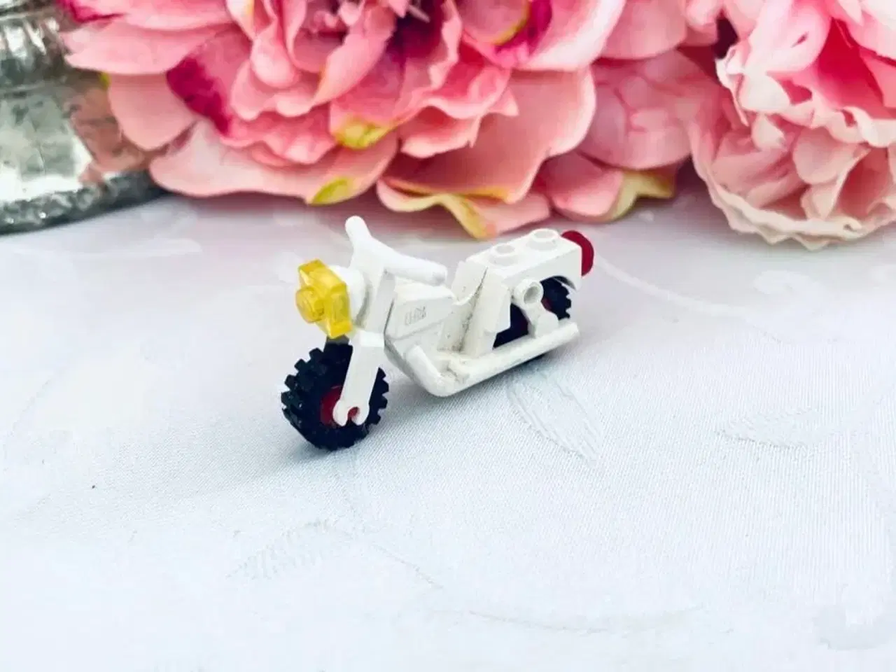 Billede 2 - Lego, motorcykel, hvid 