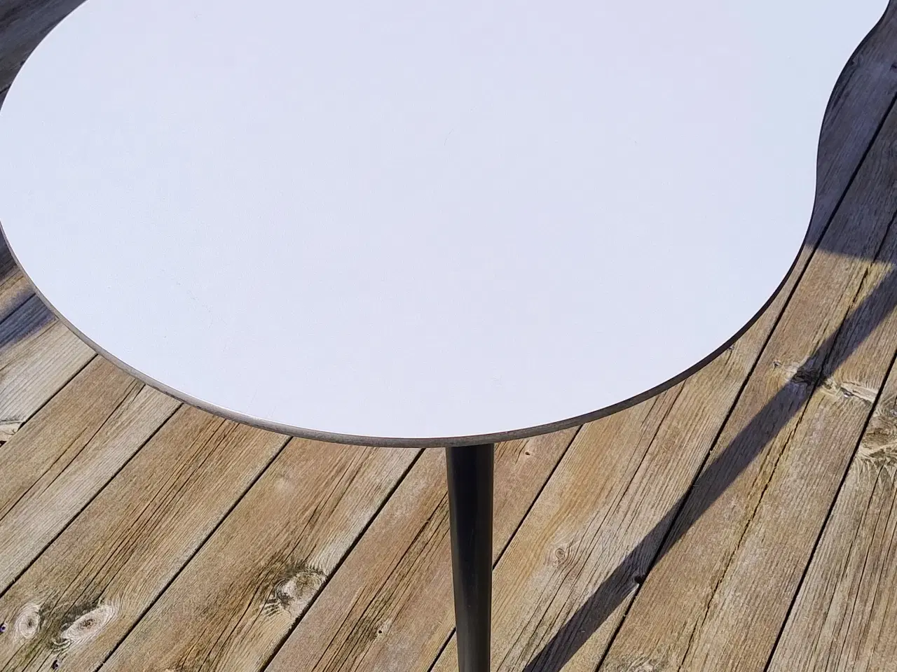 Billede 2 - Hvidt nyre formet sofabord Dansk Produceret