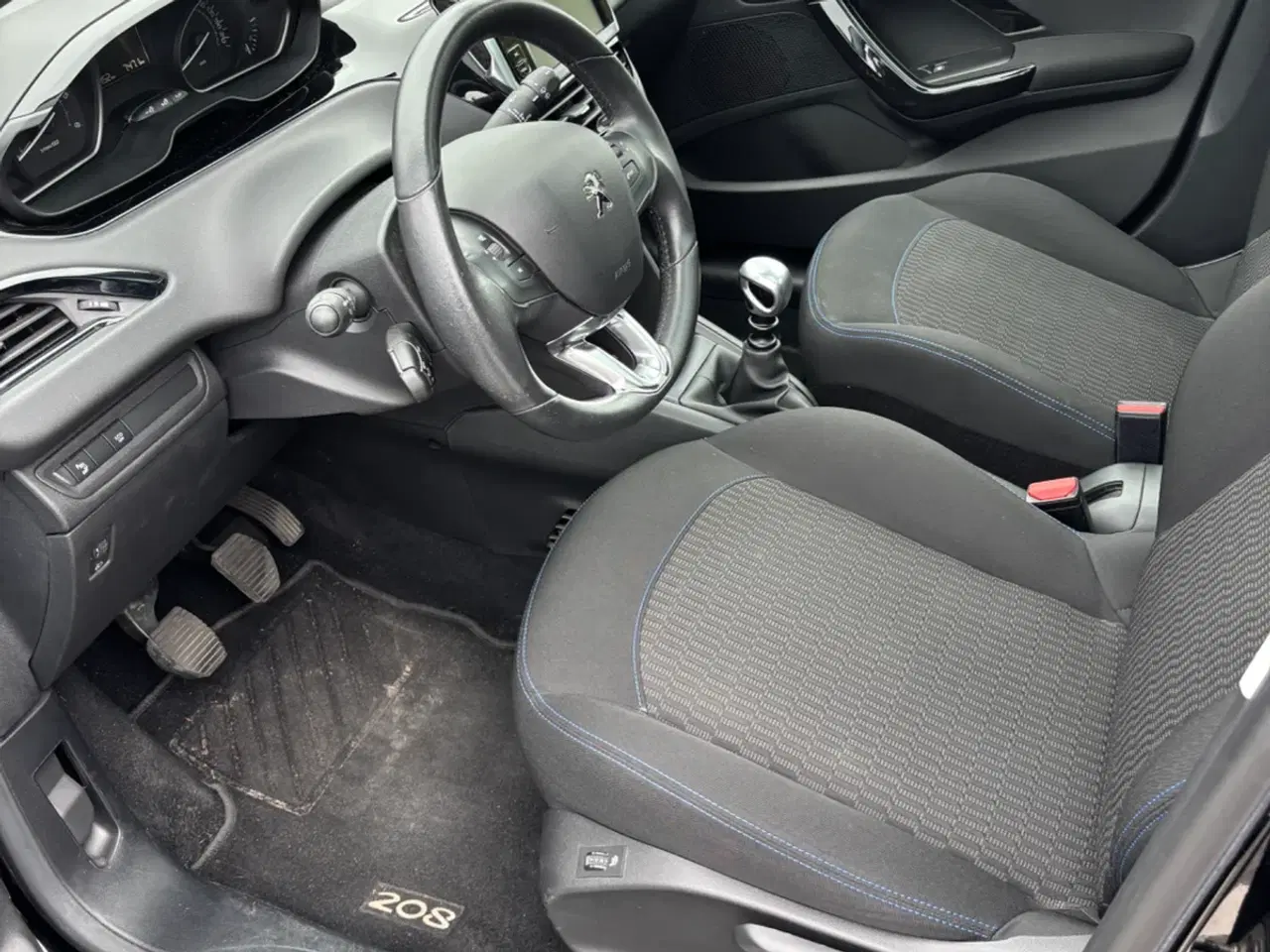 Billede 4 - Peugeot 208 1,5 BlueHDi 100 Signature Sky