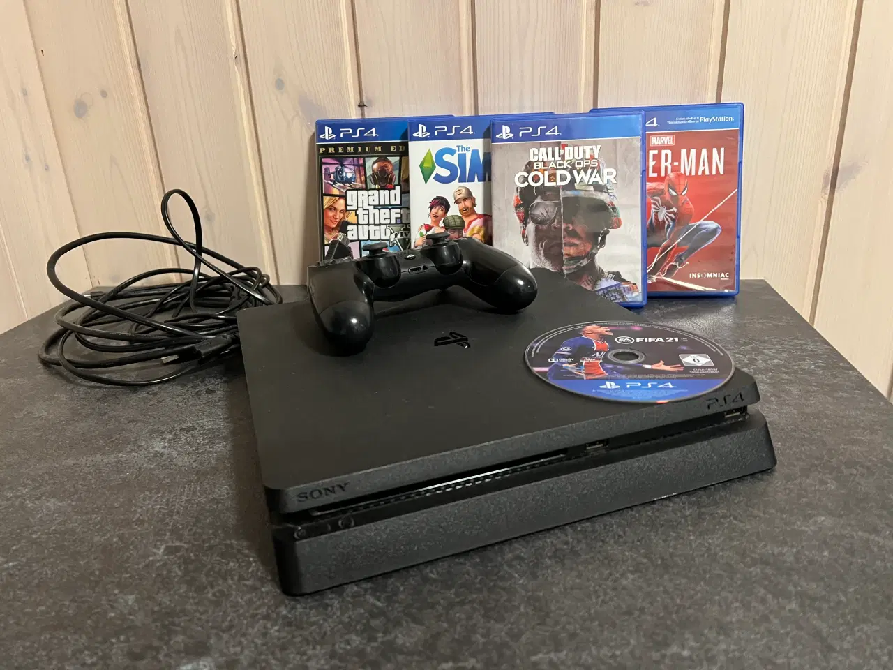 Billede 1 - Ps4 slim + spil mm.