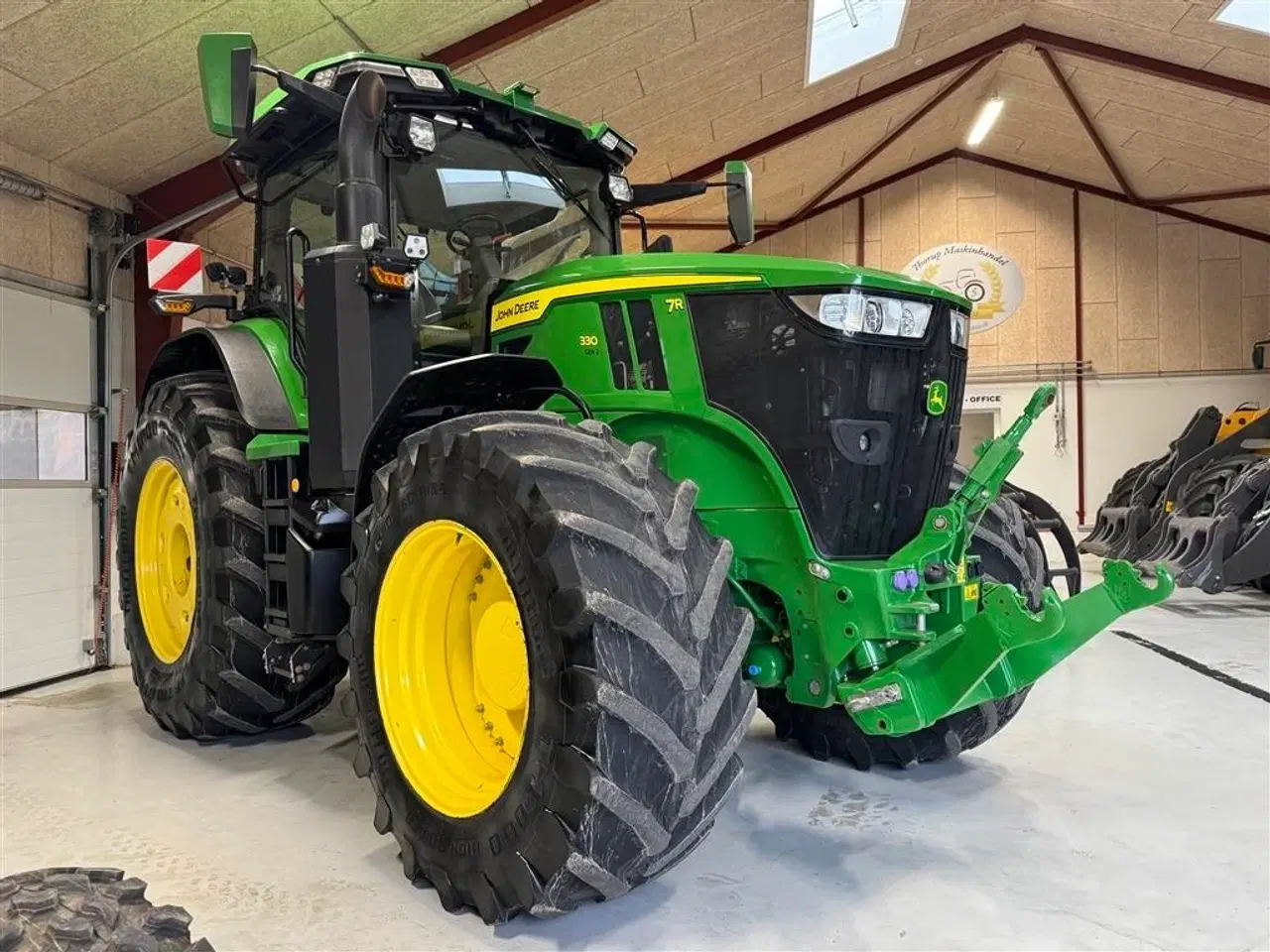 Billede 4 - John Deere 7R330 Signature Edition KUN 1600 TIMER OG FRONT PTO!