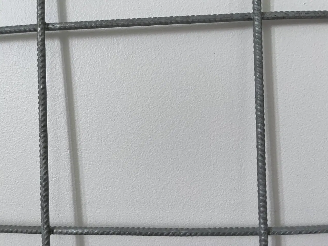 Billede 2 - Opslagstavle, Gitter opslagstavle.