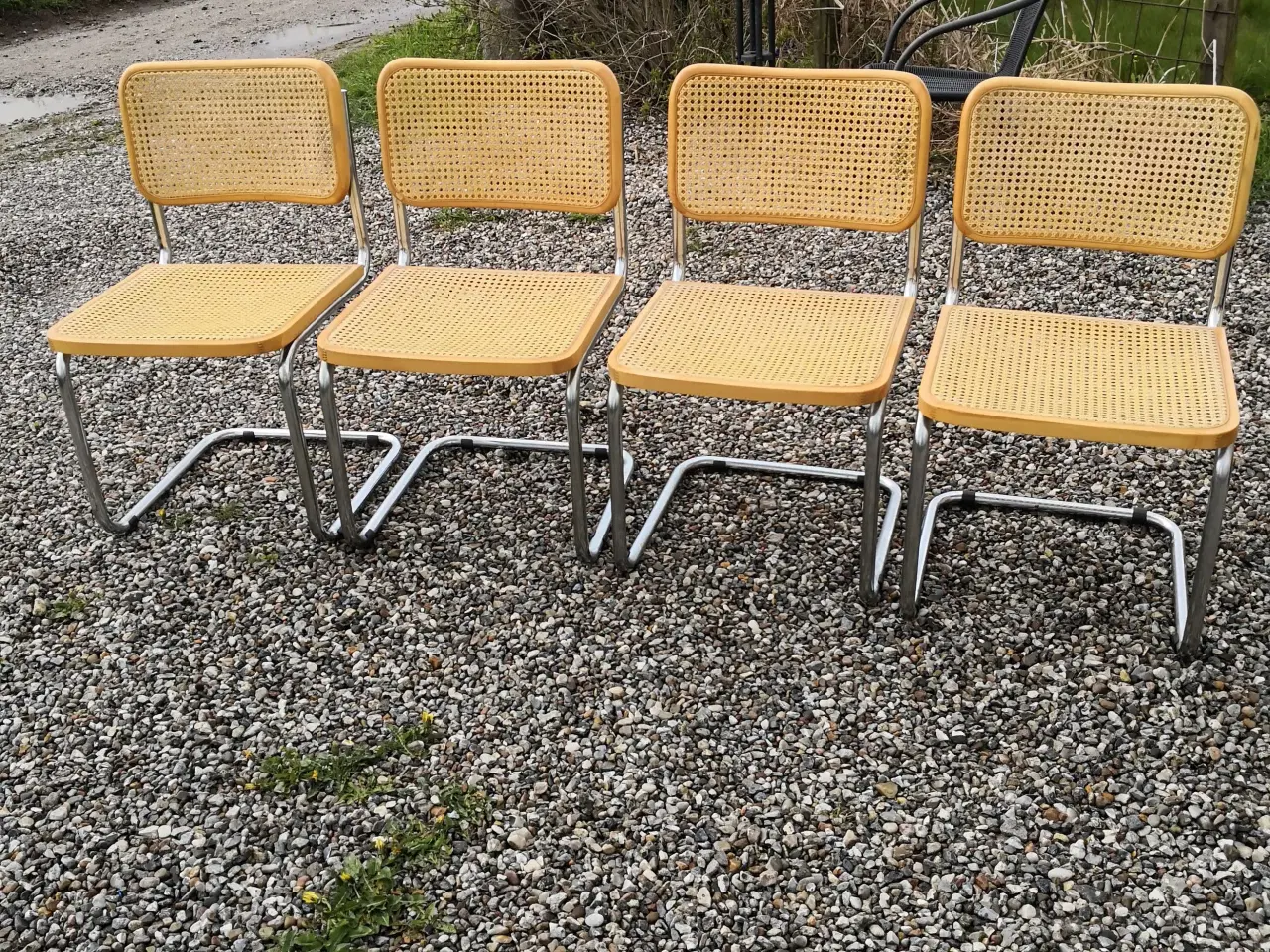 Billede 2 - 4 pæne frisvinger stole