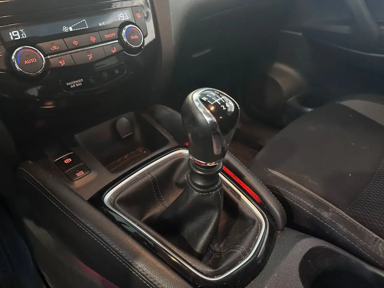 Billede 8 - Nissan Qashqai 1,5 dCi 110 Acenta Connect