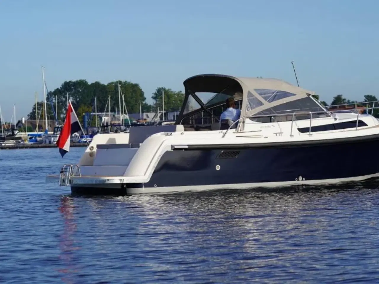Billede 3 - Interboat Intender 950 Cabin