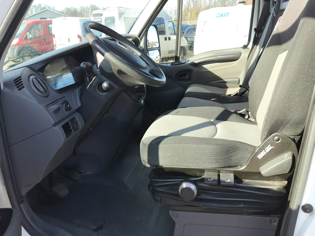 Billede 8 - Iveco 35S17 Db kabine. kran på kraftudtag