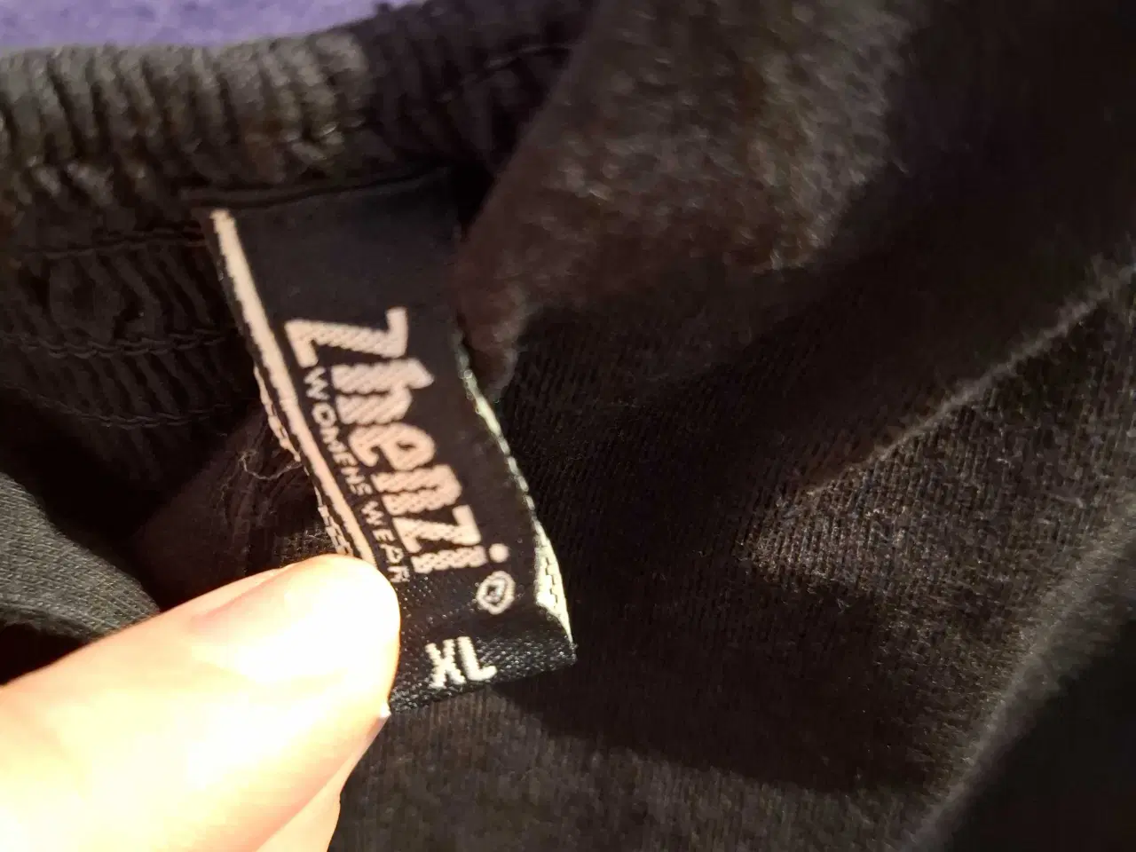 Billede 3 - Sort kjole fra Zhenzi I XL