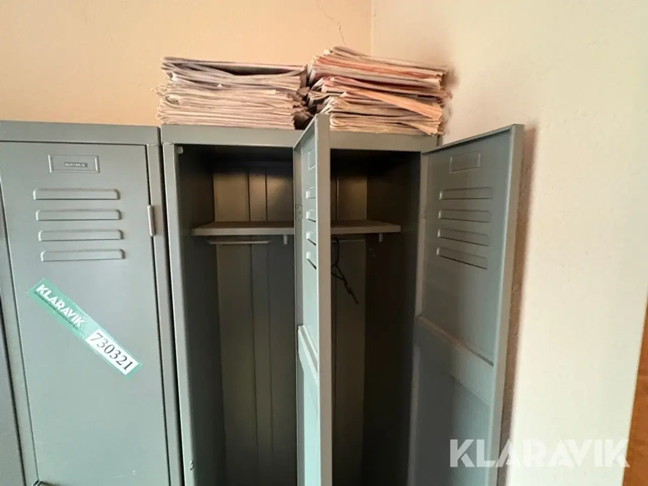 Billede 3 - Stålskabe dobbelt 3 styk.