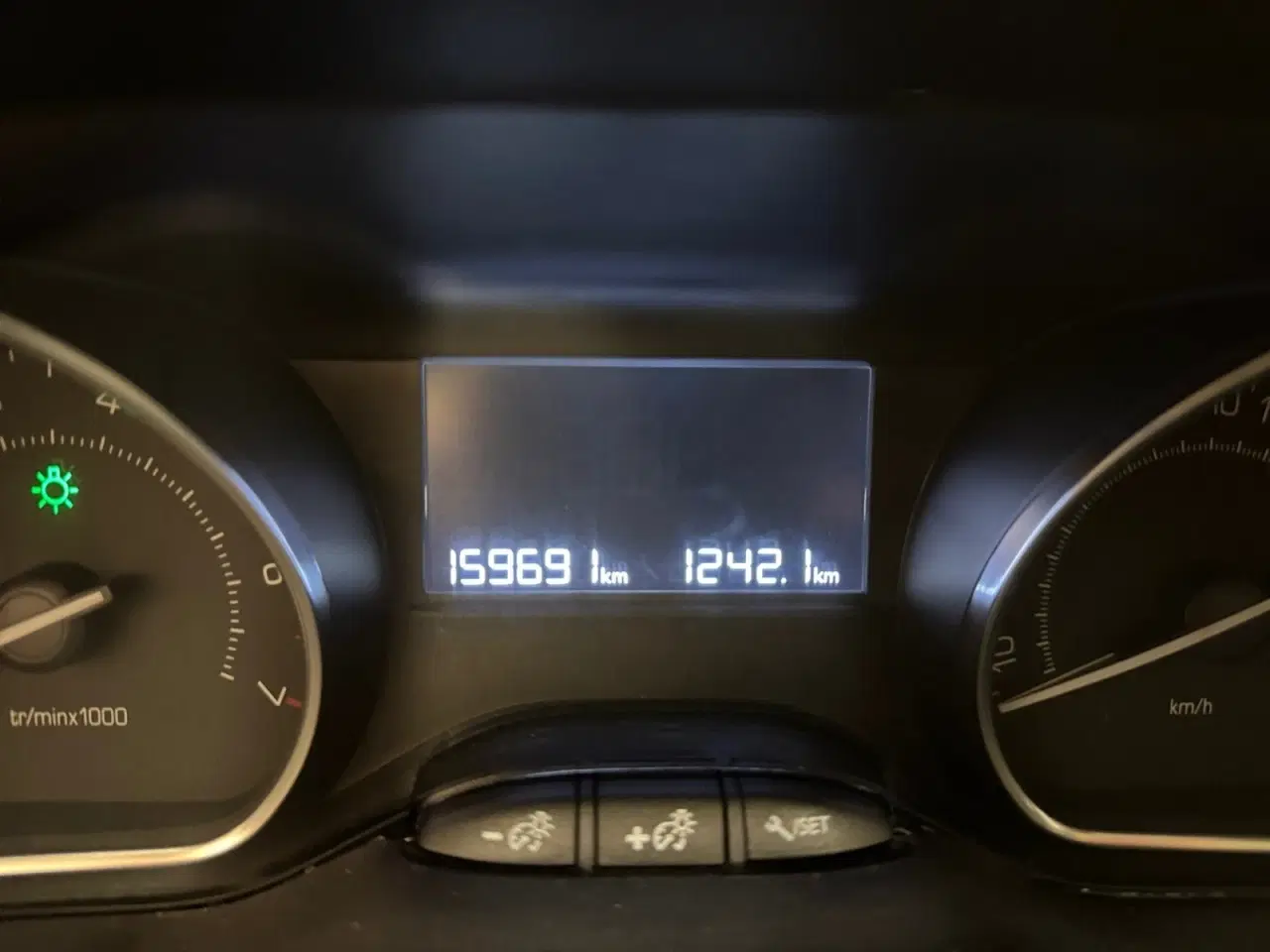 Billede 7 - Peugeot 208 1,2 e-THP 110 Allure Sky