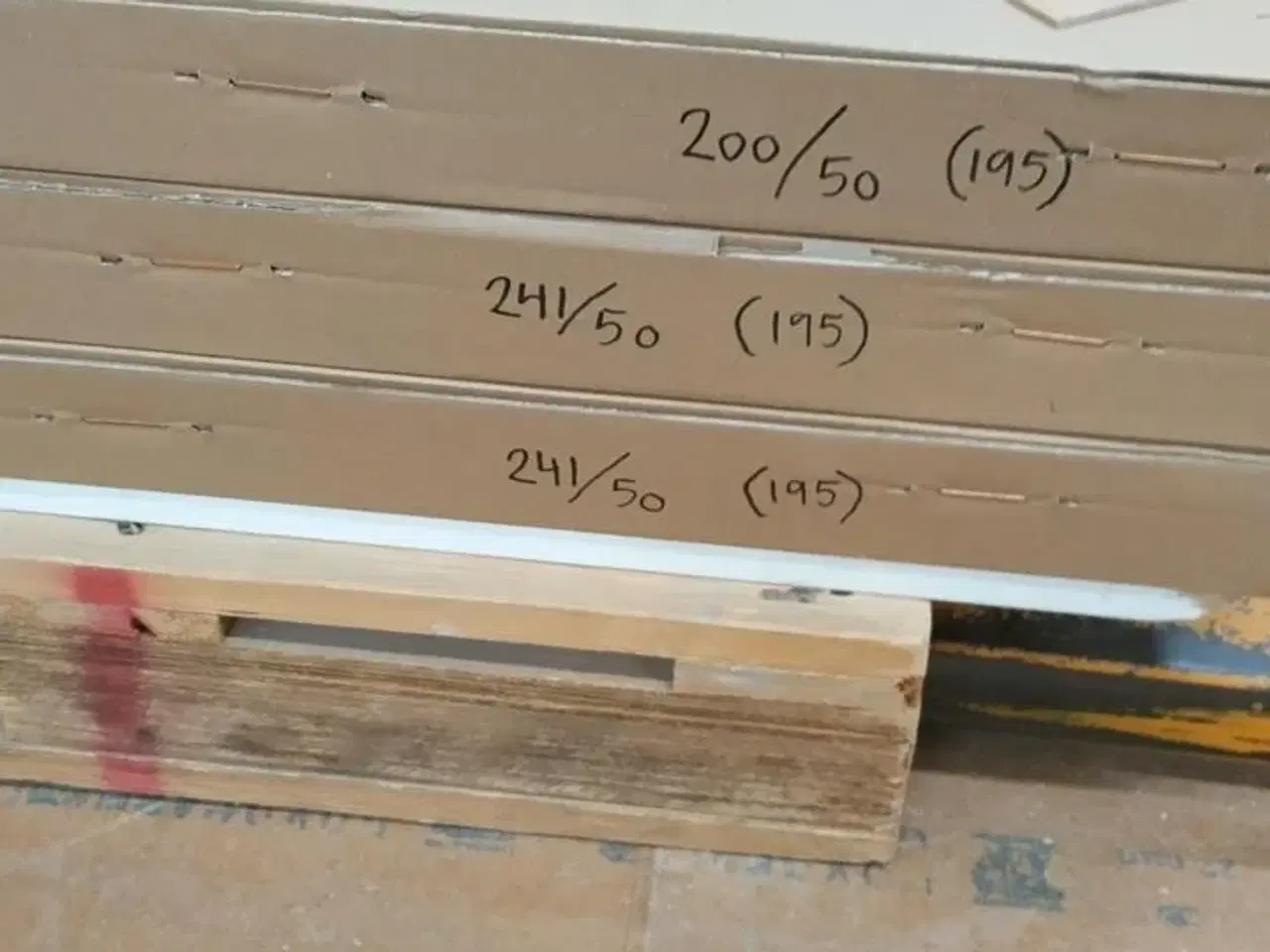 Billede 2 - 3 stk. U samlet højskabe H: 195,2 x B: 50 x D: 58 cm med 8 hylder uden låger