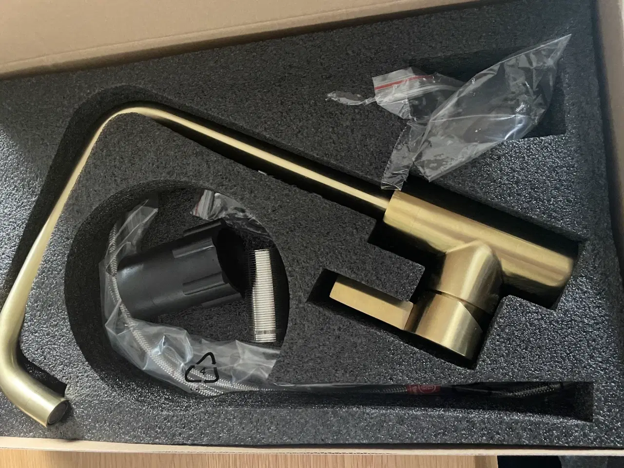 Billede 2 - Noba børstet messing 