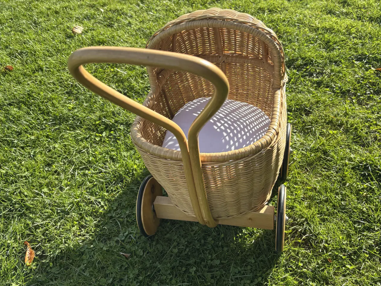 Billede 2 - Sebra dukkevogn med madras