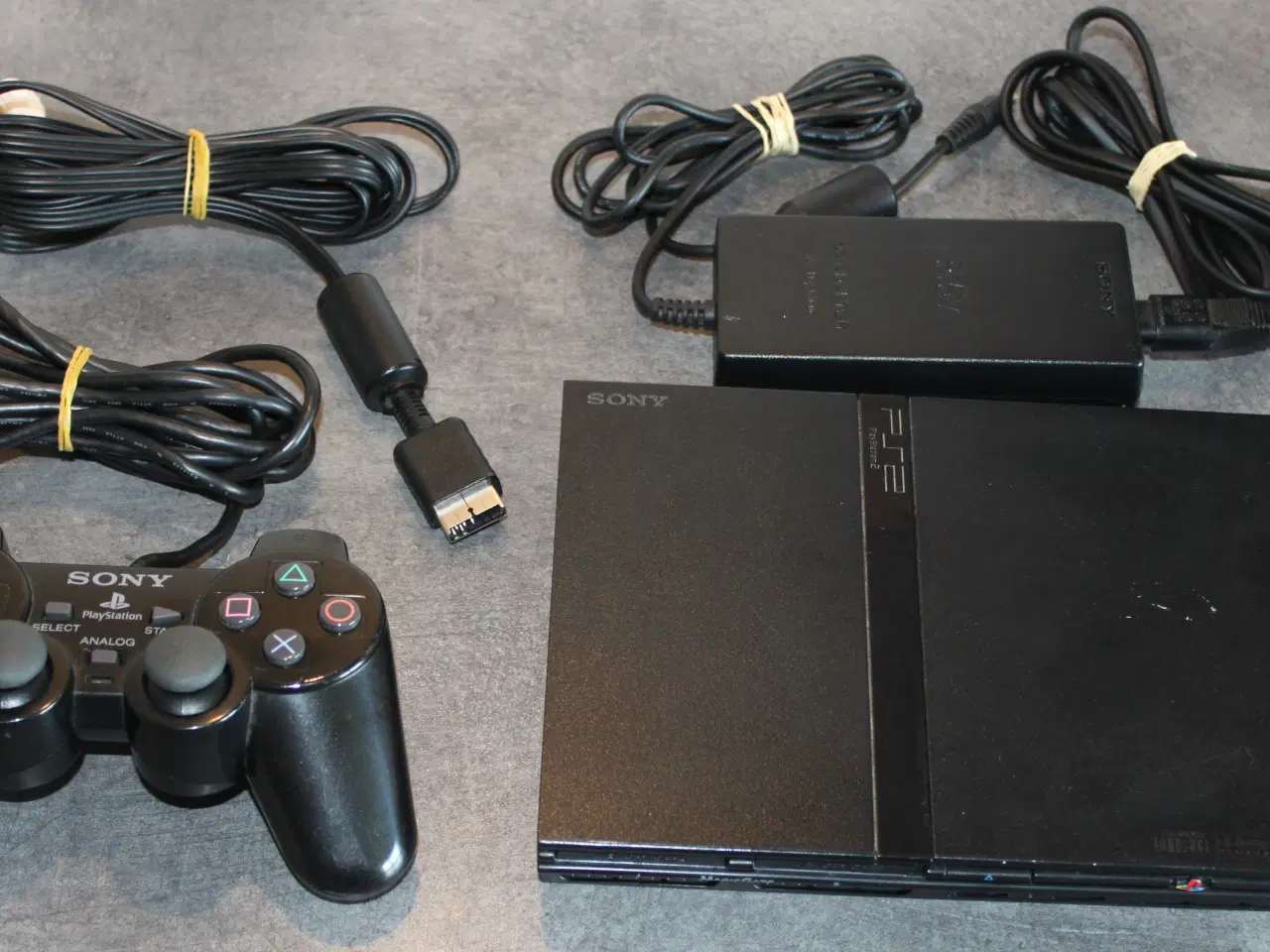 Billede 1 - Playstation 2 slim 