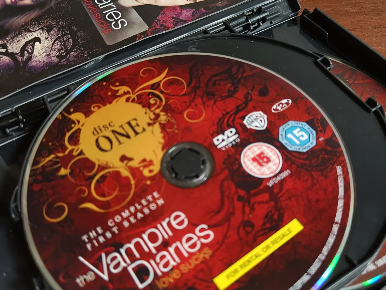 Billede 2 - DVD The Vampire Diaries 1. Sæson